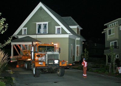 Two-story house moves across Fremont