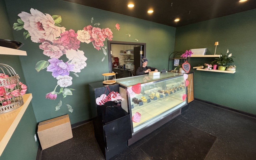 Sweet! Bakery opens in former TM Desserts location