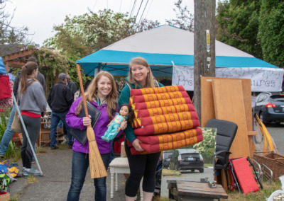 Sunshine, bargains, and neighbors: PhinneyWood Garage Sale Day is this Saturday!