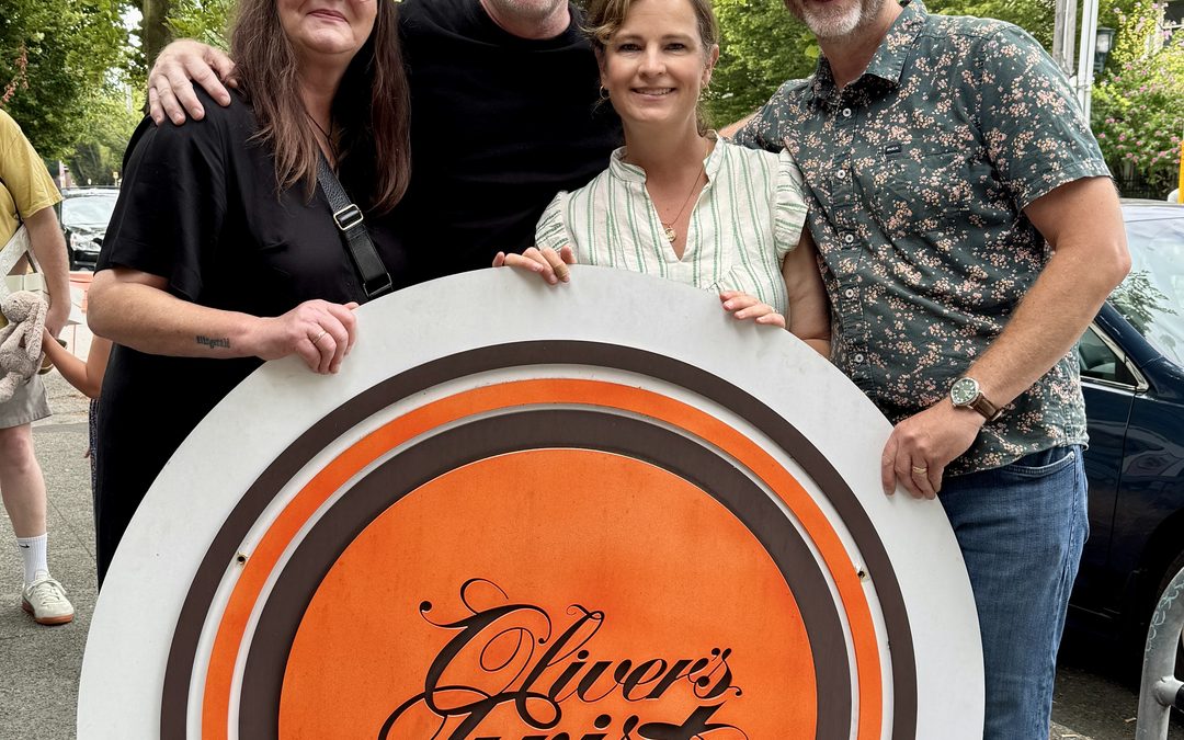 One last gathering at Oliver’s Twist Raises $3,000 for Northwest Harvest